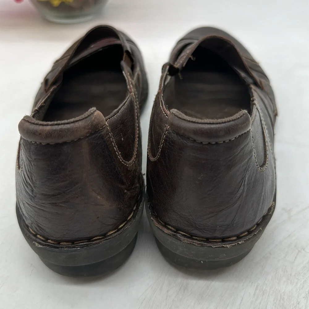 Clarks Dark Brown Flat Loafer Size 10 MCL7395A